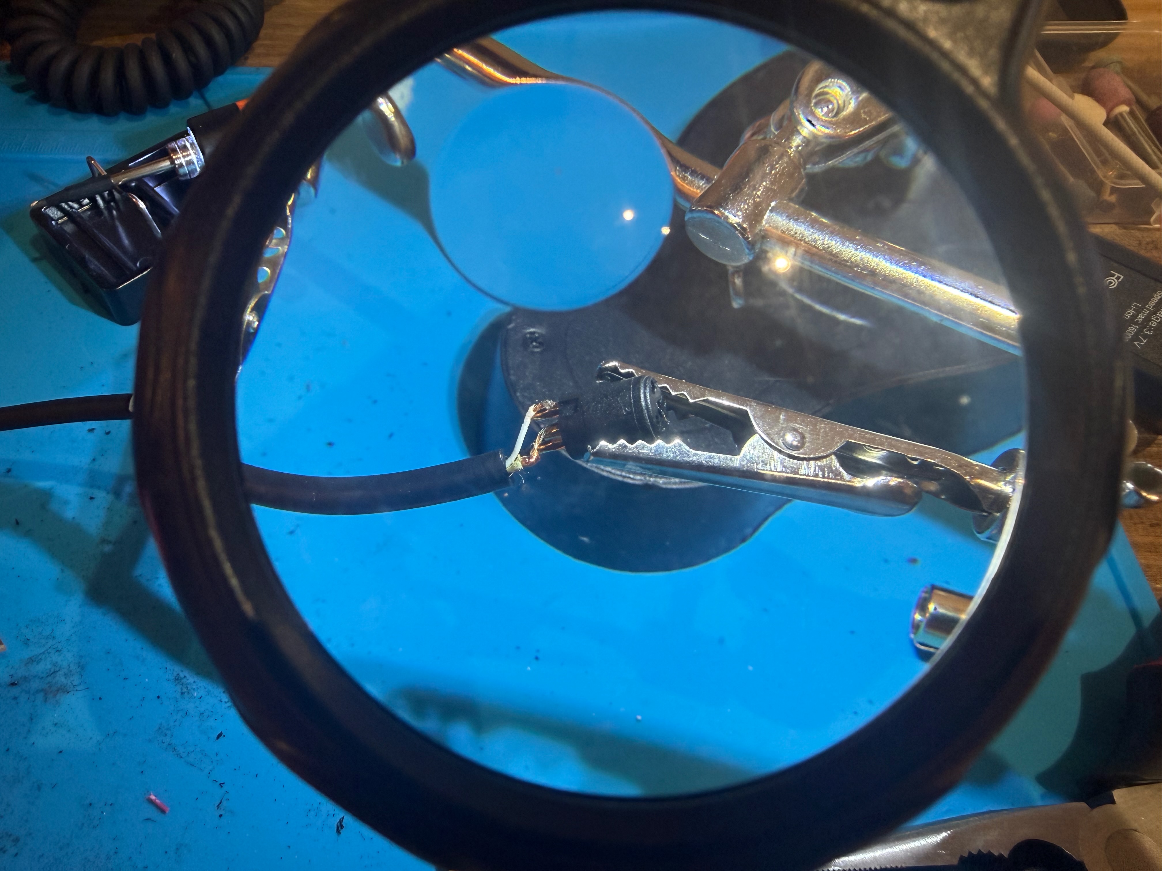 Soldering new mini xlr connector